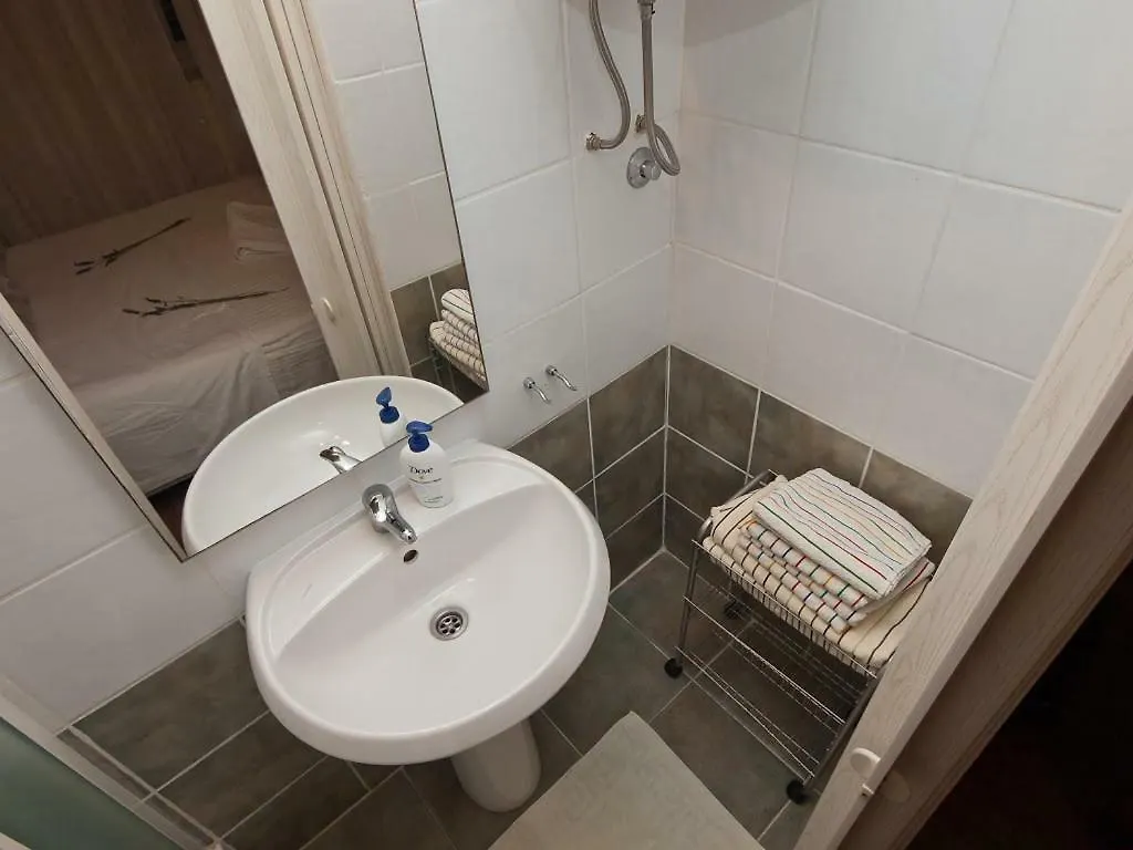 Apartman Manuela Baska  0*, Baska (Krk) Croatia